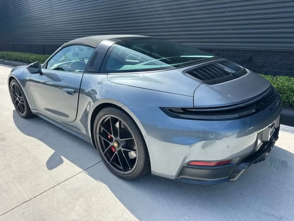 2025 Porsche 992 Targa 4 GTS - Image 19 of 31