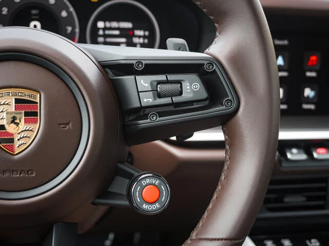 2025 Porsche 992 Targa 4 GTS - Image 22 of 31