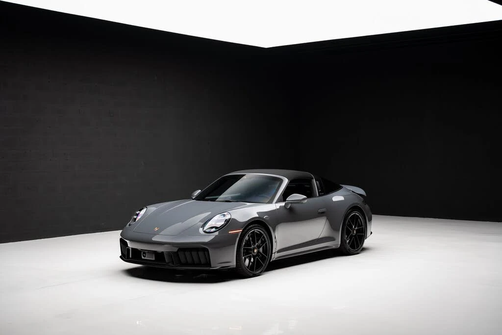 2025 Porsche 992 Targa 4 GTS - Image 4 of 31