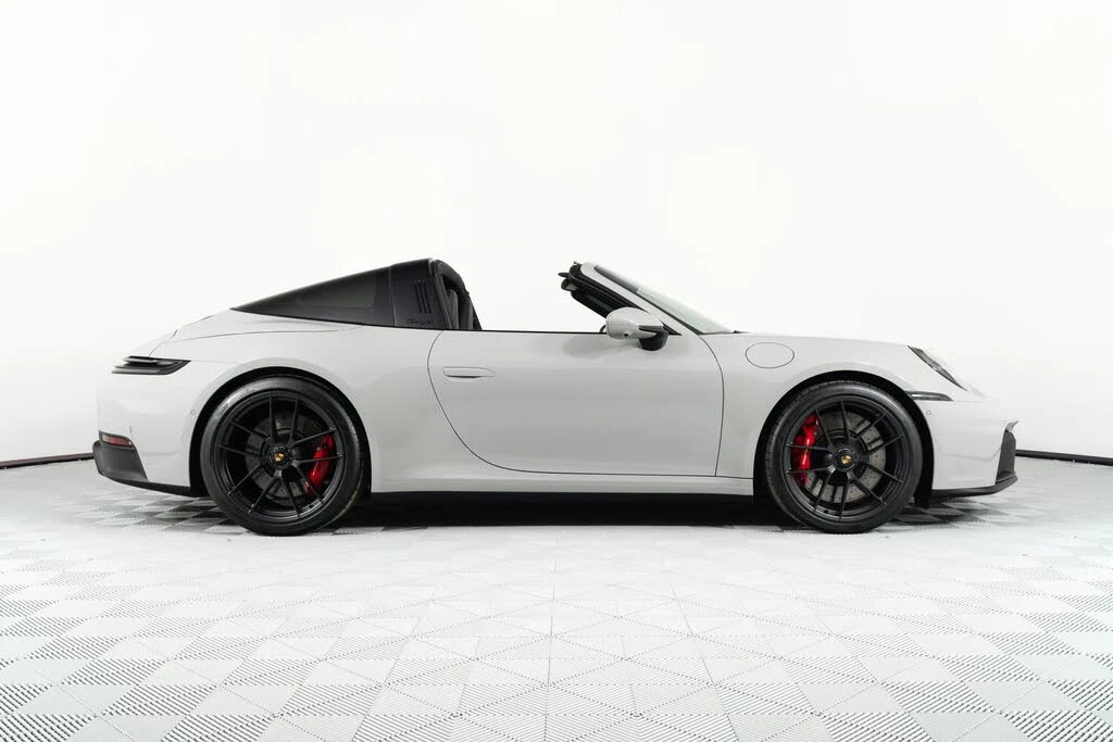 2025 Porsche 992 Targa 4 GTS - Image 19 of 31