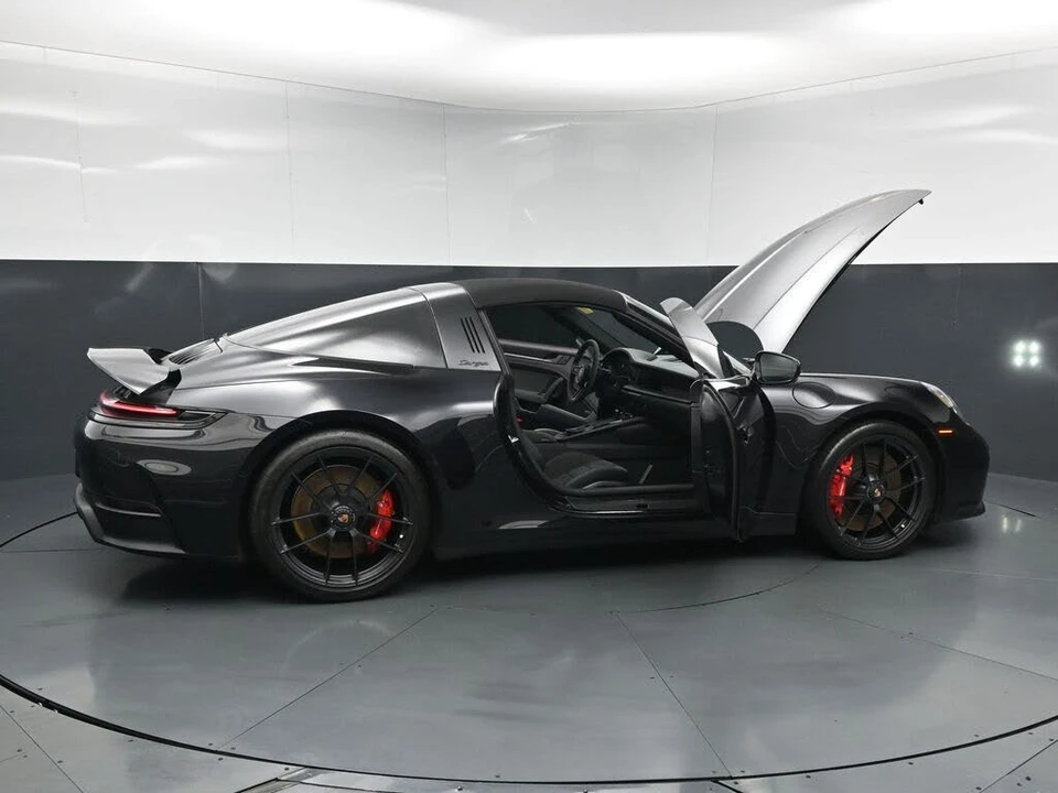 2025 Porsche 992 Targa 4 GTS - Image 31 of 31