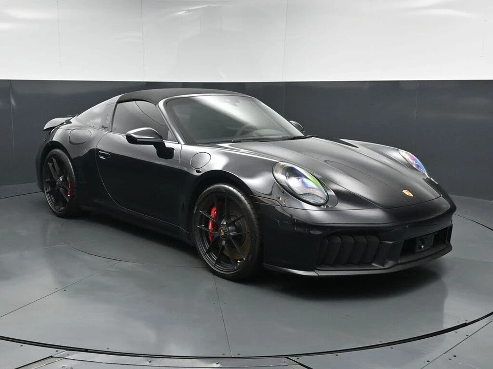 2025 Porsche 992 Targa 4 GTS - Image 10 of 31