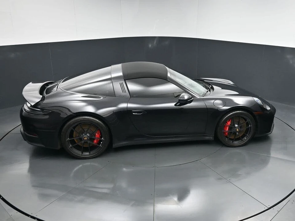 2025 Porsche 992 Targa 4 GTS - Image 17 of 31