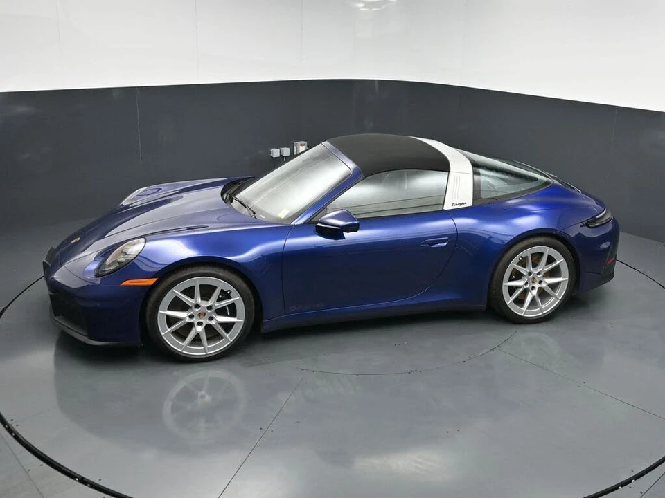 2025 Porsche 992 Targa 4 GTS - Image 16 of 31