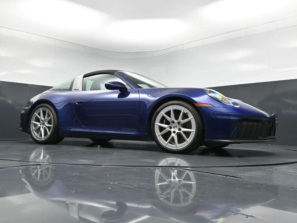 2025 Porsche 992 Targa 4 GTS - Image 29 of 31