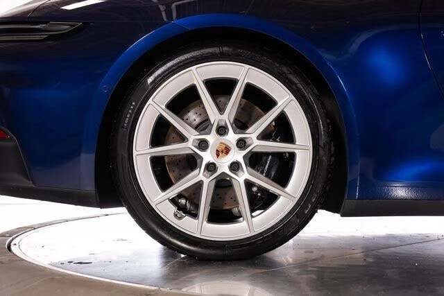 2025 Porsche 992 Targa 4 GTS - Image 11 of 31