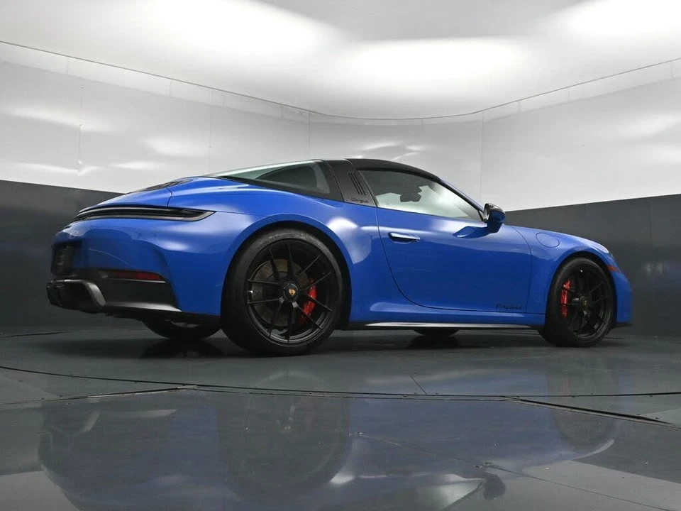 2025 Porsche 992 Targa 4 GTS - Image 28 of 31