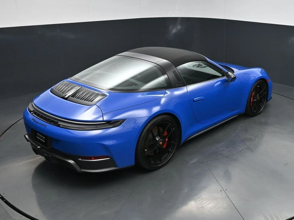 2025 Porsche 992 Targa 4 GTS - Image 20 of 31