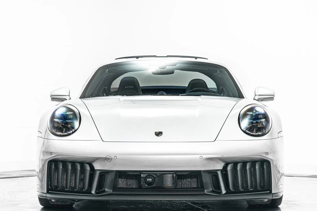 2025 Porsche 992 Targa 4 GTS - Image 4 of 31
