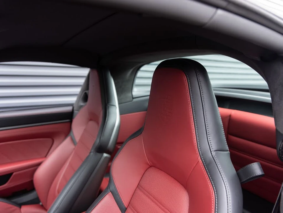2025 Porsche 992 Targa 4 GTS - Image 25 of 31