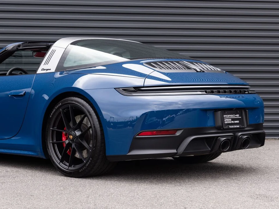 2025 Porsche 992 Targa 4 GTS - Image 12 of 31