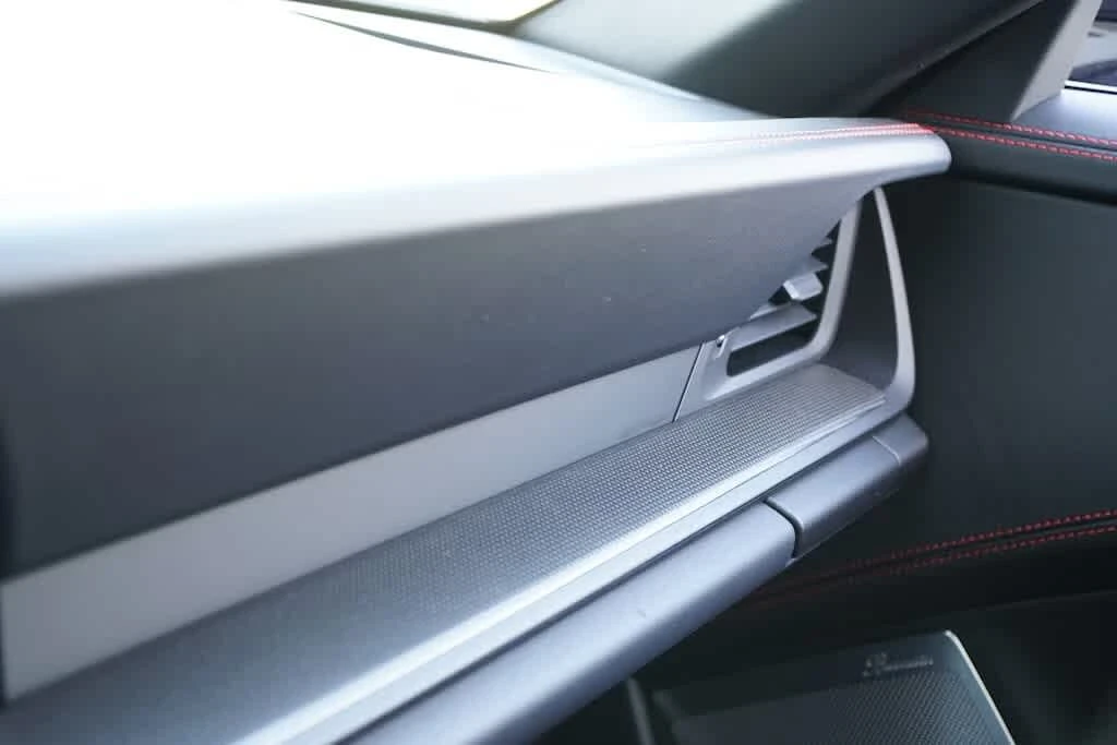 2025 Porsche 992 Targa 4 GTS - Image 22 of 31