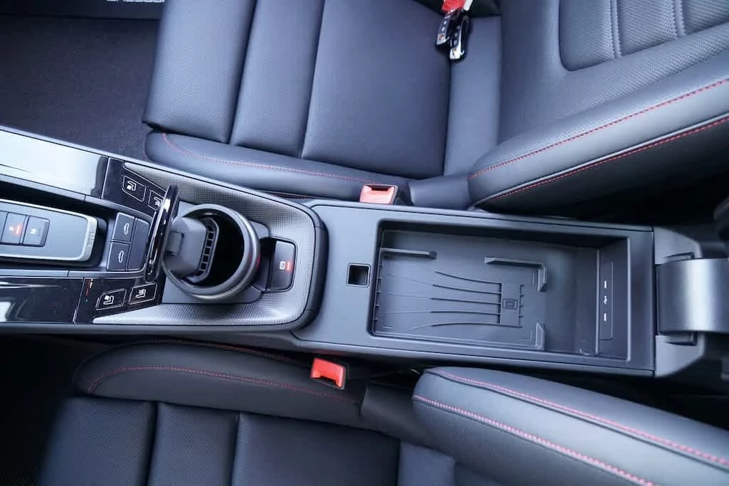 2025 Porsche 992 Targa 4 GTS - Image 25 of 31