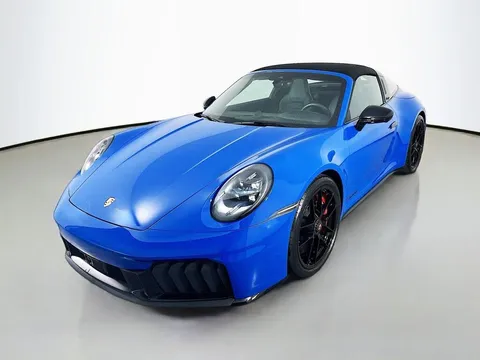 2025 Porsche 911 Targa 4 GTS Cabriolet AWD