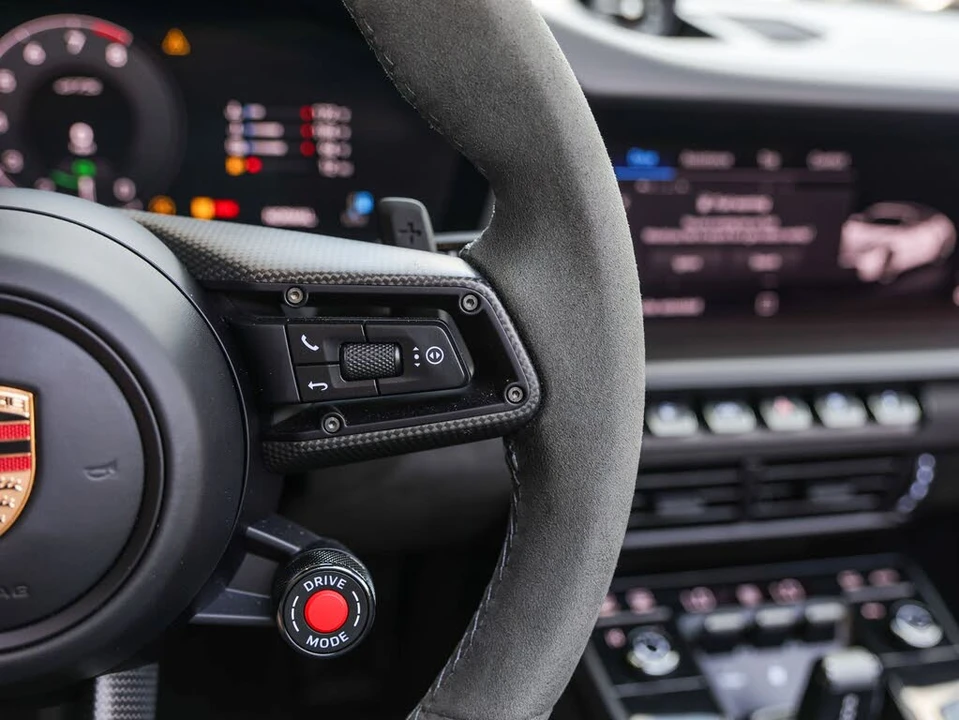 2025 Porsche 992 Targa 4 GTS - Image 24 of 31
