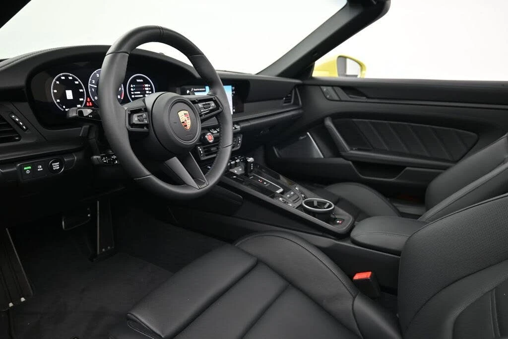 2025 Porsche 992 Targa 4 GTS - Image 4 of 31