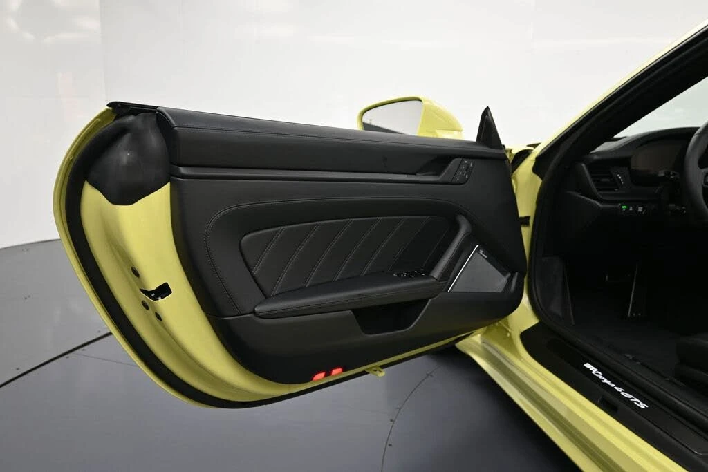 2025 Porsche 992 Targa 4 GTS - Image 14 of 31