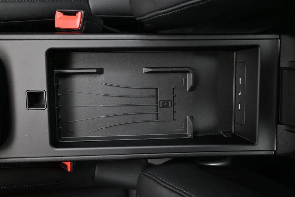 2025 Porsche 992 Targa 4 GTS - Image 21 of 31