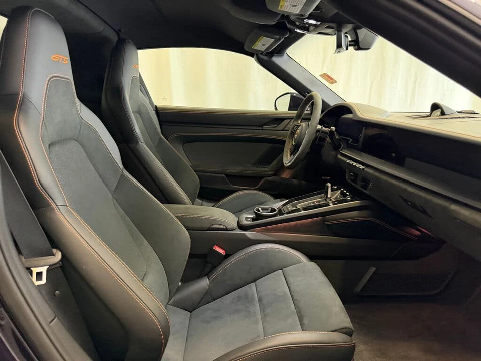 2025 Porsche 992 Targa 4 GTS - Image 17 of 27