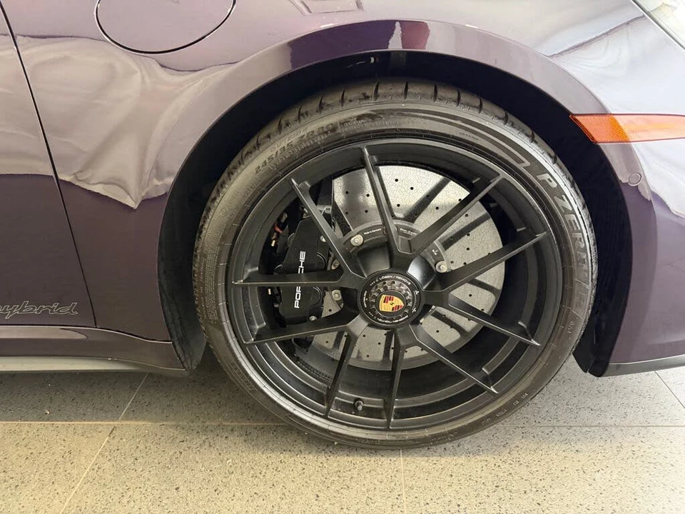 2025 Porsche 992 Targa 4 GTS - Image 14 of 27