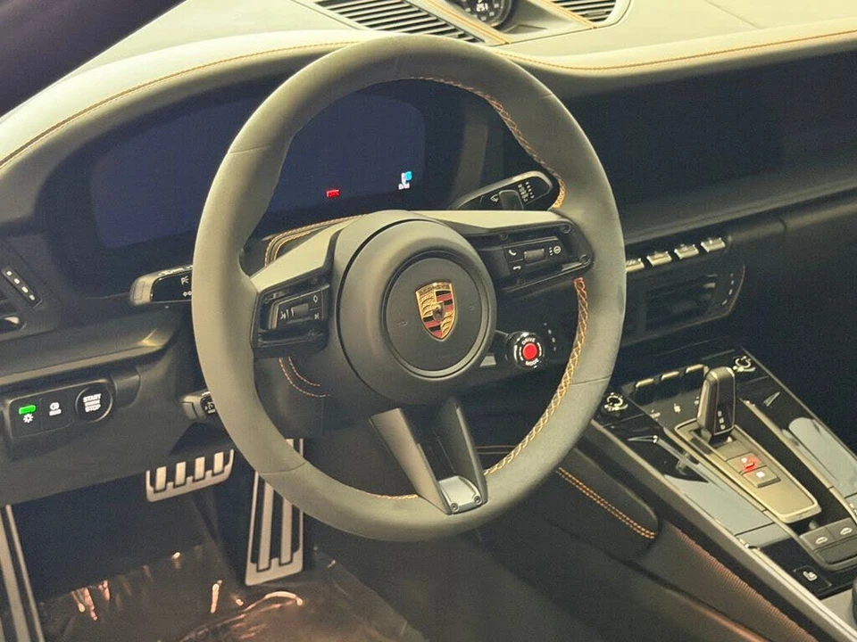 2025 Porsche 992 Targa 4 GTS - Image 20 of 27