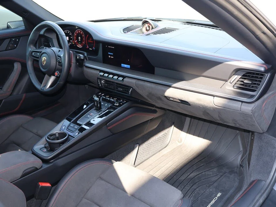 2025 Porsche 992 Targa 4 GTS - Image 25 of 30
