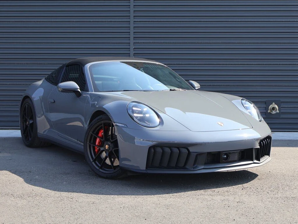 2025 Porsche 992 Targa 4 GTS - Image 7 of 30