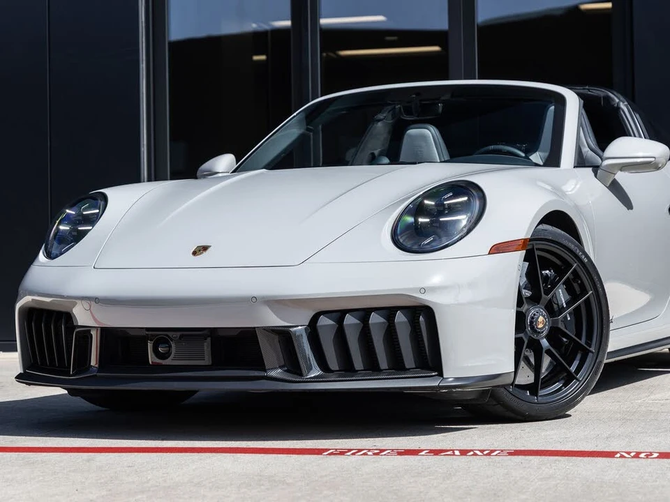 2025 Porsche 992 Targa 4 GTS - Image 7 of 31