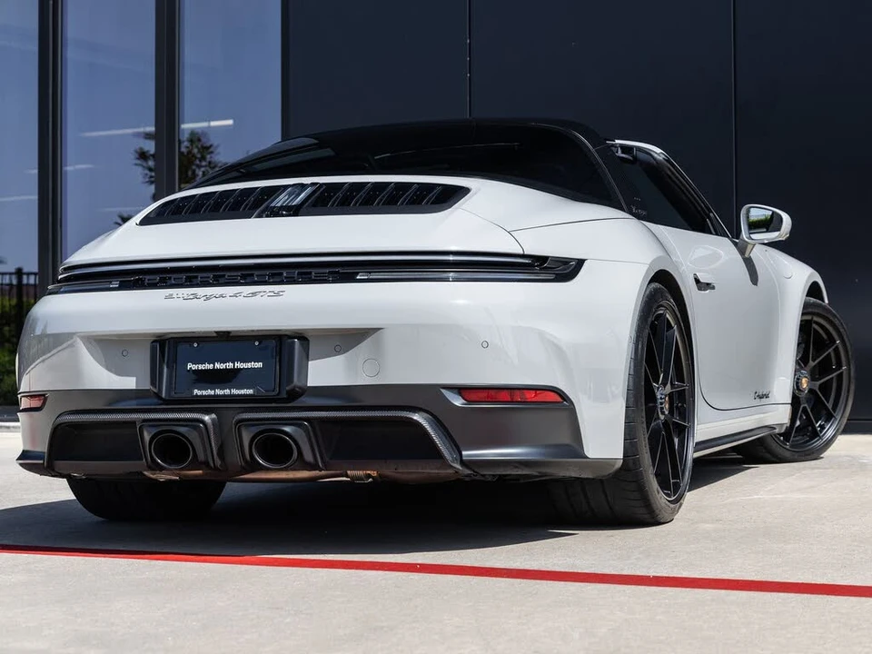 2025 Porsche 992 Targa 4 GTS - Image 11 of 31