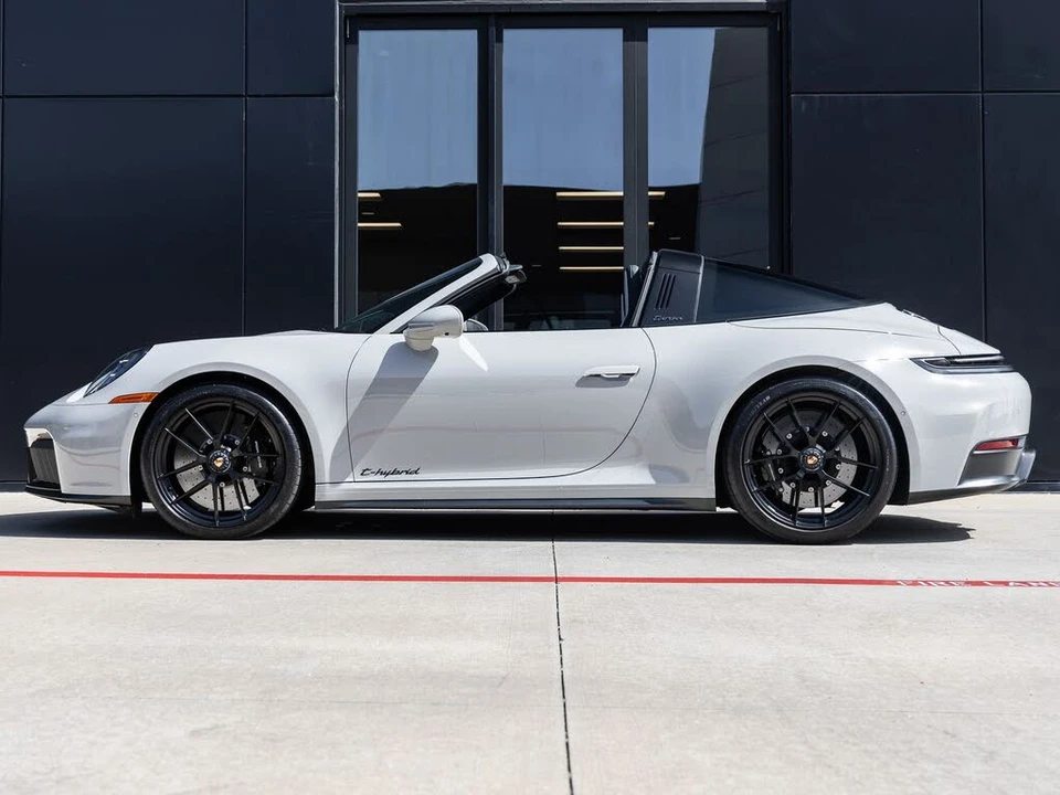 2025 Porsche 992 Targa 4 GTS - Image 2 of 31