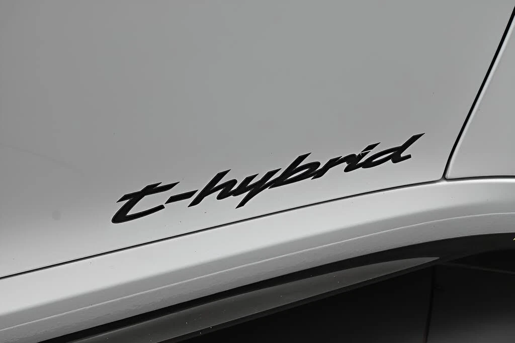 2025 Porsche 992 Targa 4 GTS - Image 10 of 31