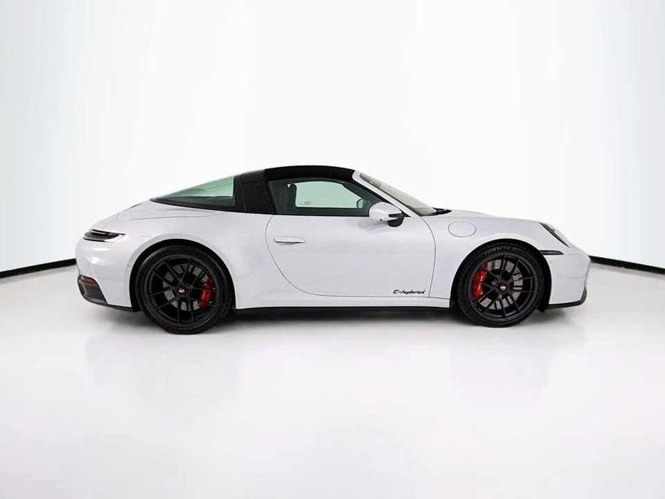 2025 Porsche 992 Targa 4 GTS - Image 8 of 31