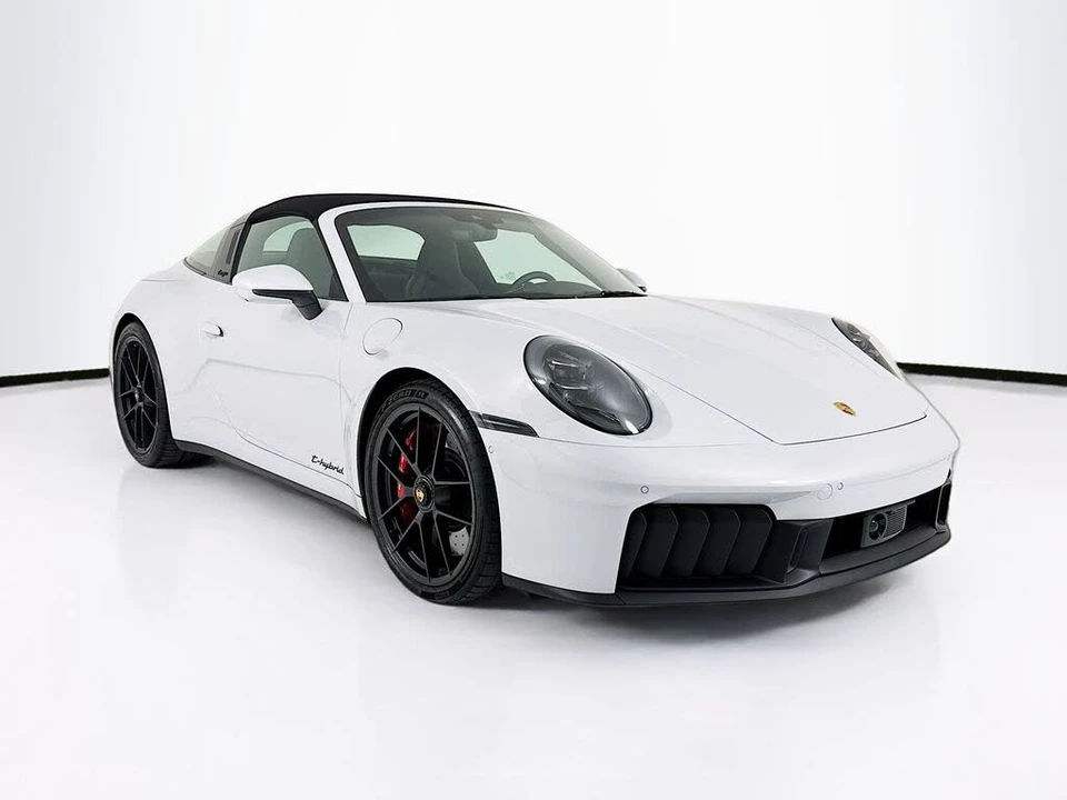 2025 Porsche 992 Targa 4 GTS - Image 7 of 31