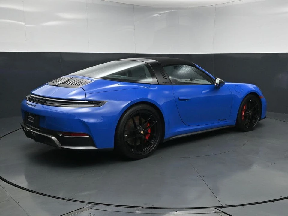 2025 Porsche 992 Targa 4 GTS - Image 12 of 31