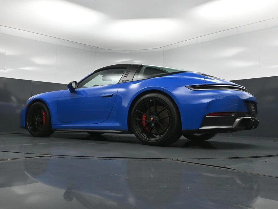 2025 Porsche 992 Targa 4 GTS - Image 26 of 31