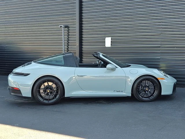 2025 Porsche 992 Targa 4 GTS - Image 8 of 31