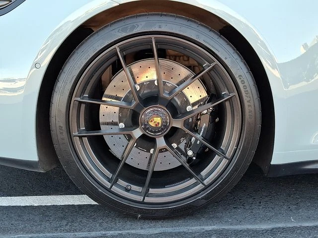 2025 Porsche 992 Targa 4 GTS - Image 13 of 31
