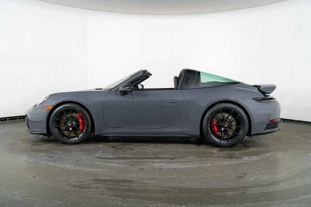 2025 Porsche 992 Targa 4 GTS - Image 5 of 31