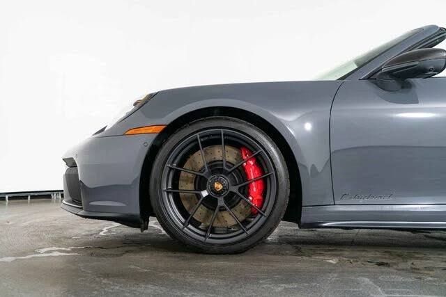 2025 Porsche 992 Targa 4 GTS - Image 12 of 31