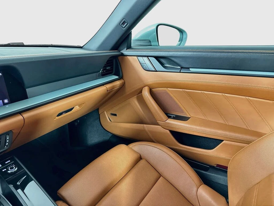 2025 Porsche 992 Targa 4 GTS - Image 22 of 31