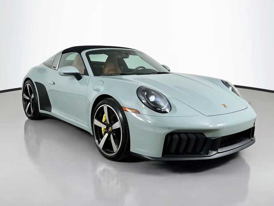 2025 Porsche 992 Targa 4 GTS - Image 3 of 31