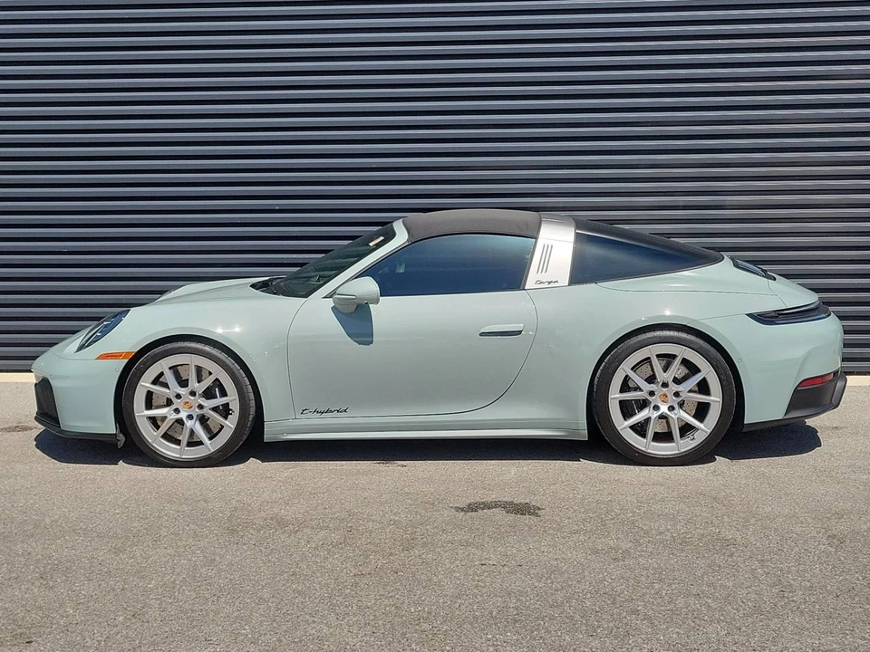 2025 Porsche 992 Targa 4 GTS - Image 2 of 4
