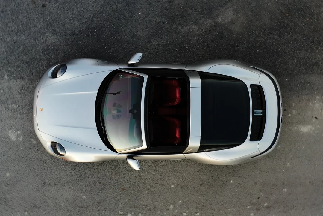 2025 Porsche 992 Targa 4 GTS - Image 7 of 31