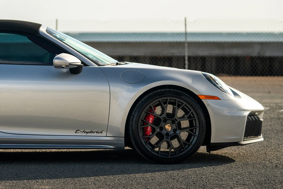 2025 Porsche 992 Targa 4 GTS - Image 22 of 31