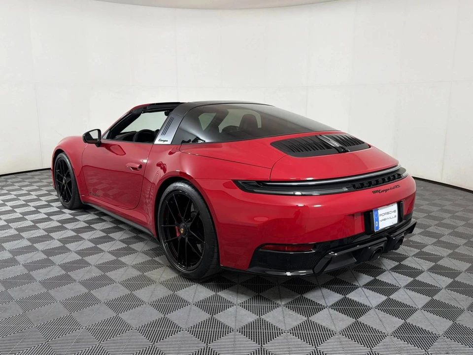 2025 Porsche 992 Targa 4 GTS - Image 3 of 5
