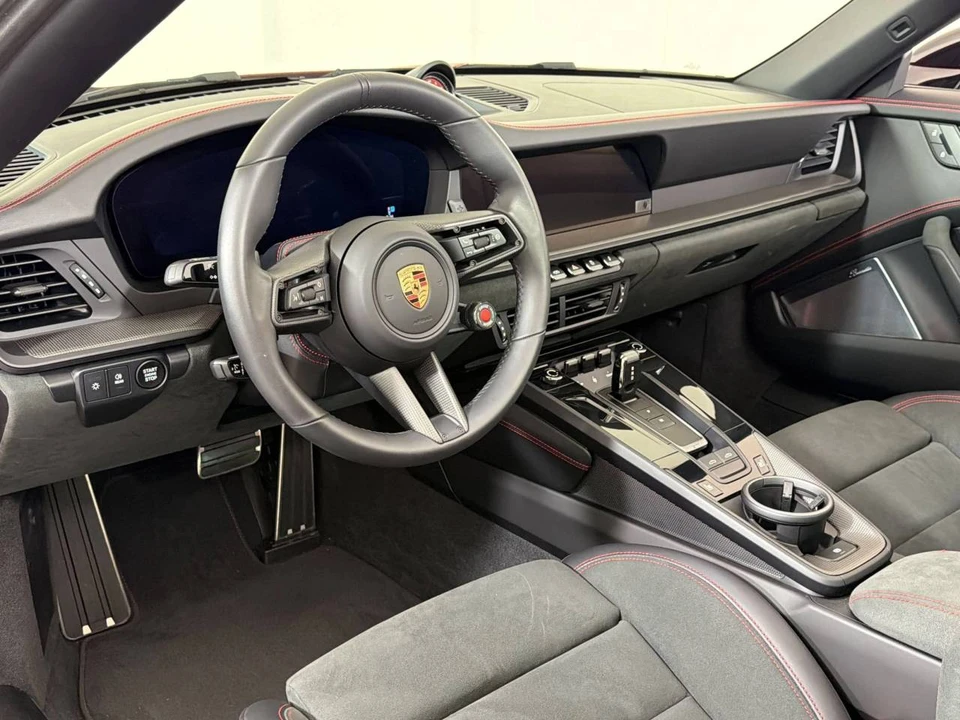 2025 Porsche 992 Targa 4 GTS - Image 4 of 5