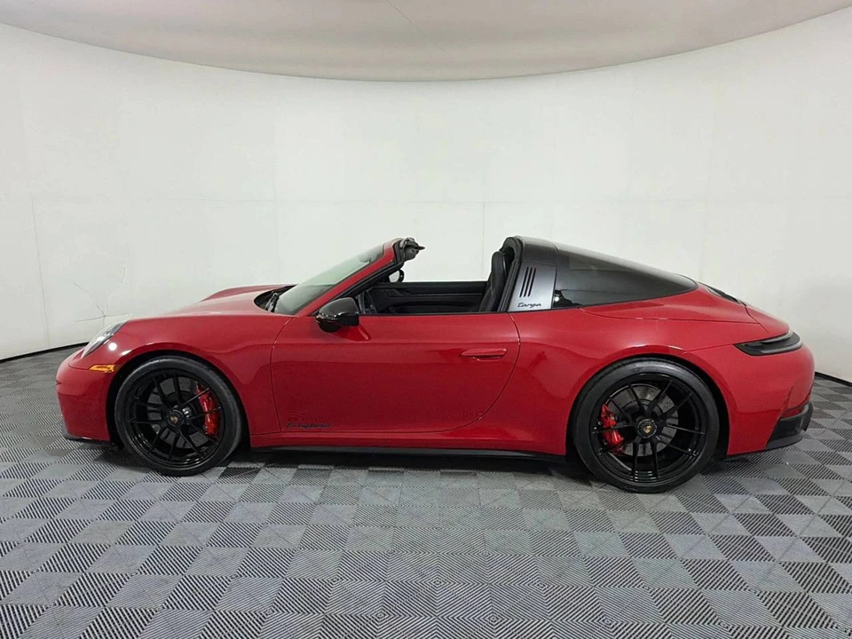 2025 Porsche 992 Targa 4 GTS - Image 2 of 5