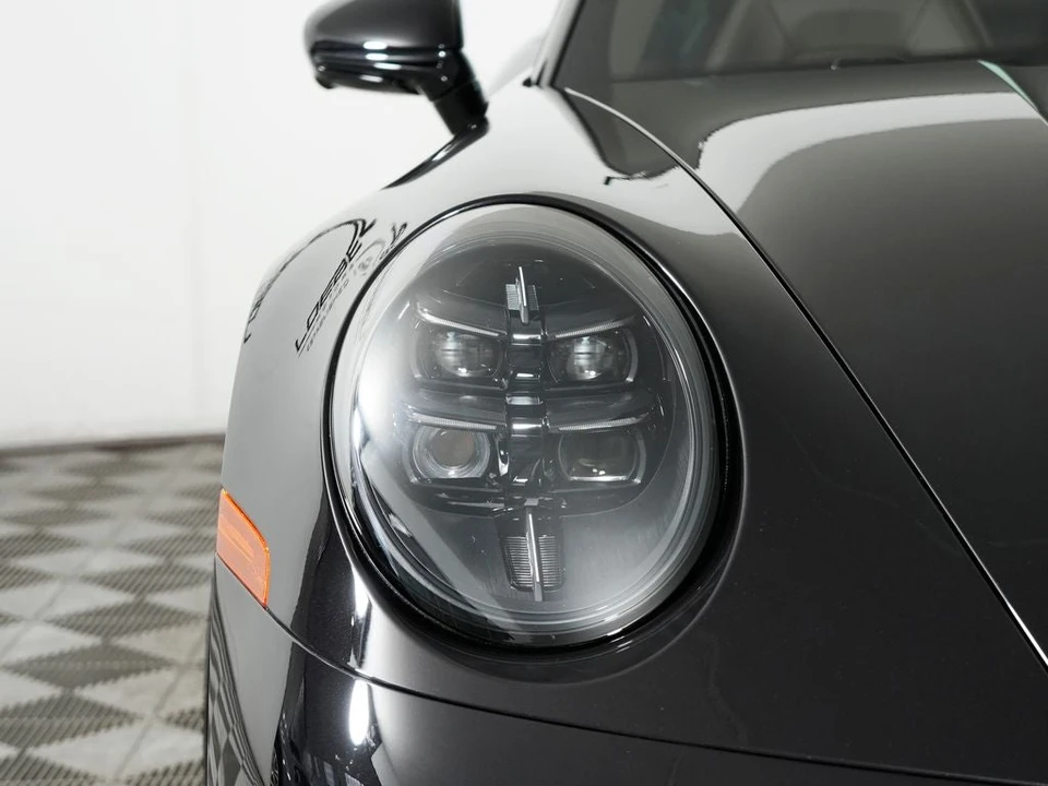 2025 Porsche 992 Targa 4 GTS - Image 11 of 31