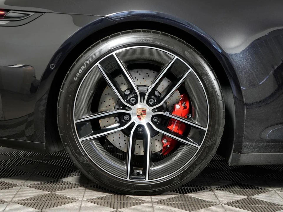 2025 Porsche 992 Targa 4 GTS - Image 22 of 31