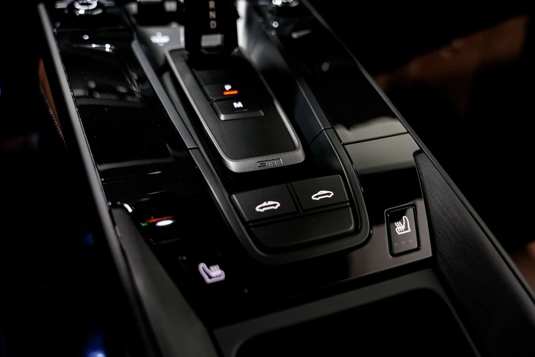 2025 Porsche 992 Targa 4 GTS - Image 19 of 31